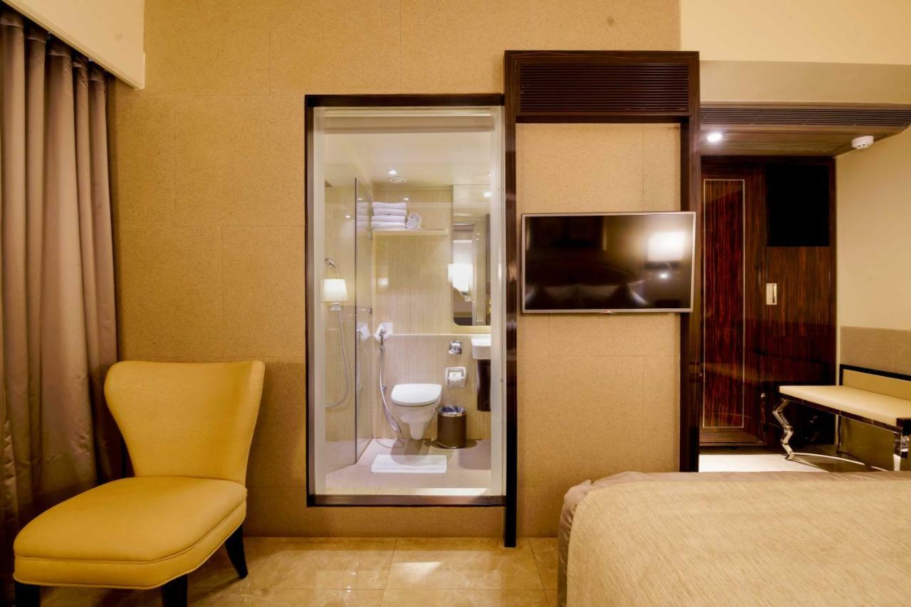 Sai Palace Grand, Malad Mumbai Kültér fotó